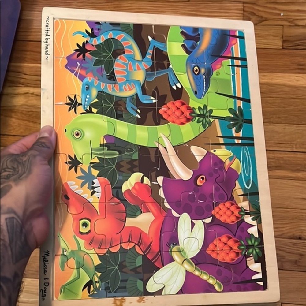 Melissa & Doug Vibrant Dinosaur Puzzle